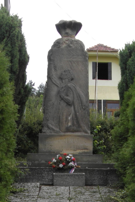 pomník padlým Hradčany